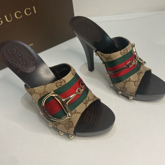 Gucci Heels - Picture 4 of 7